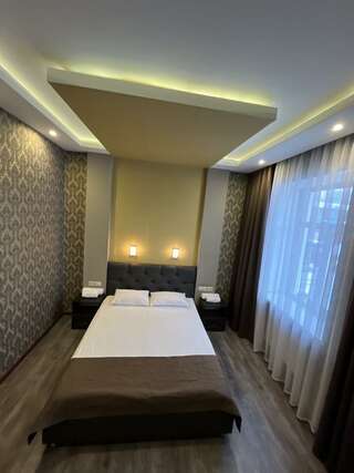 Гостиница Бельведер Томск Номер стандарт с 1 двуспальной кроватью-1
