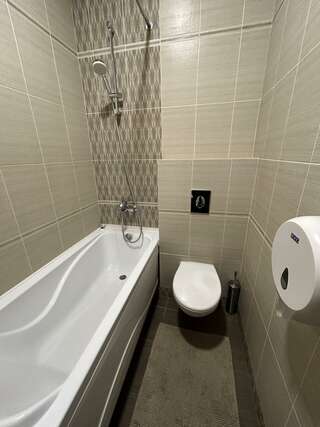 Гостиница Бельведер Томск Номер эконом с 1 двуспальной кроватью-17