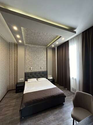 Гостиница Бельведер Томск Номер стандарт с 1 двуспальной кроватью-5