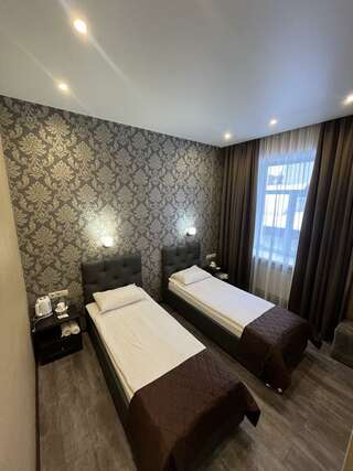 Гостиница Бельведер Томск Номер эконом с 2 односпальными кроватями-5